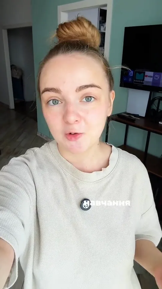 Оля розповідає про навчання Macaronemy
